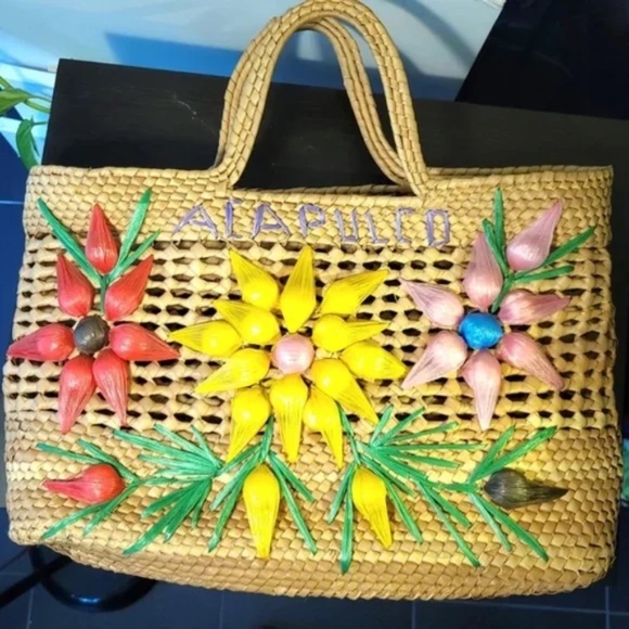 Vintage 60s Woven Raffia Beach Tote - Picture 5 of 8